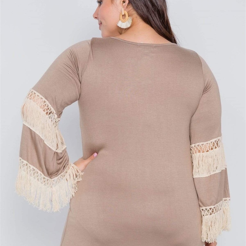 ❌SOLD❌ Plus size mini crochet trim boho dress - Picture 4 of 5